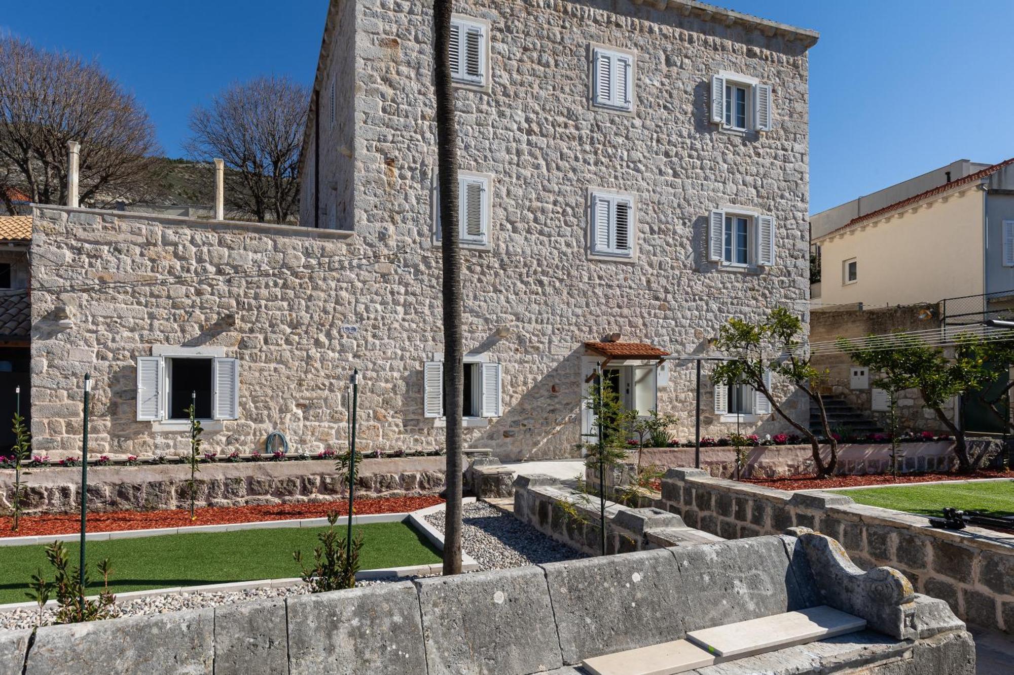 Apartments Harriete Ντουμπρόβνικ Εξωτερικό φωτογραφία